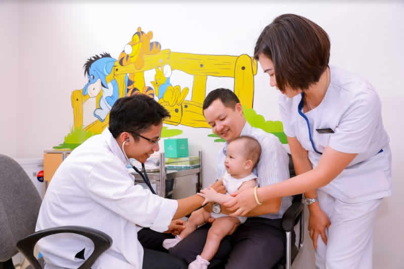 Tiêm chủng vắc xin tại nhà TP Vinh Nghệ An